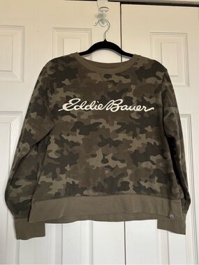 Eddie Bauer Olive & Dark Green Camo Crewneck Sweater